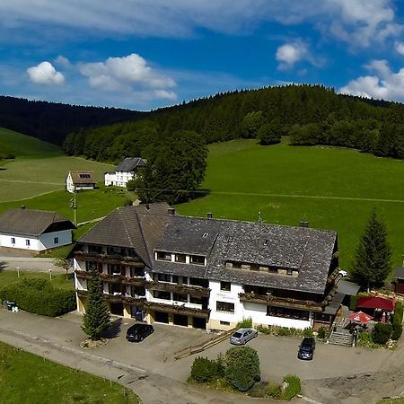 Hôtel Landgasthof Jostalstuble à Titisee-Neustadt Extérieur photo